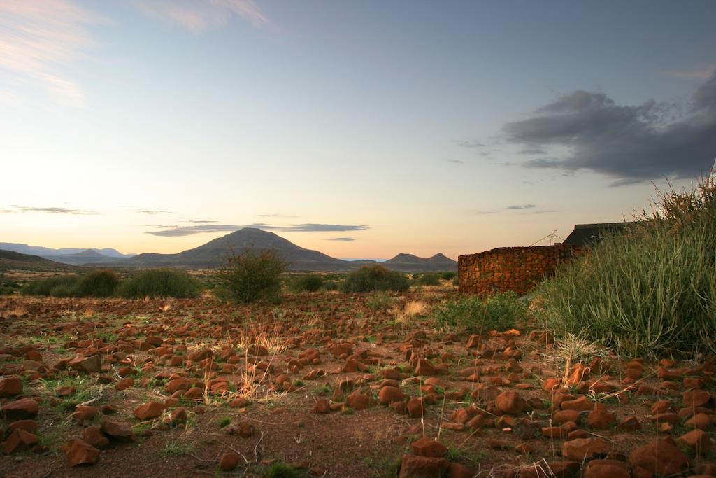 Etendeka Mountain Camp Damaraland Zewnętrze zdjęcie