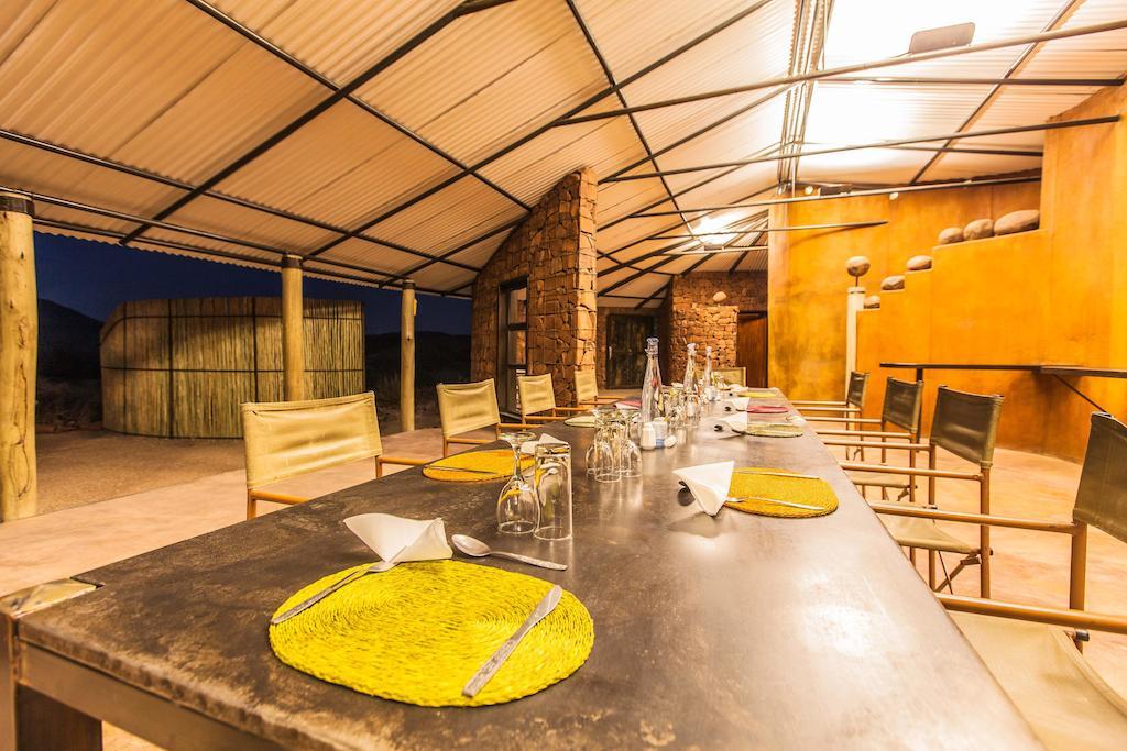 Etendeka Mountain Camp Damaraland Zewnętrze zdjęcie