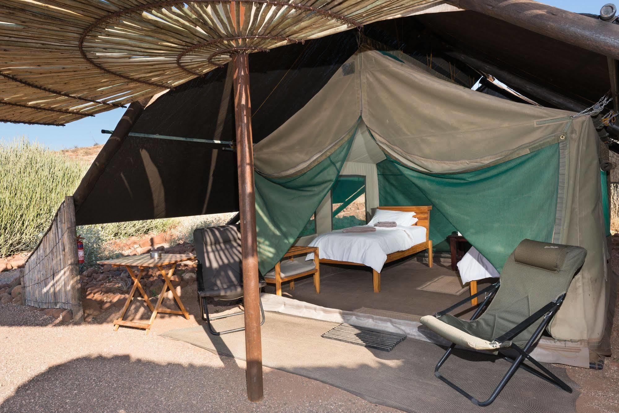 Etendeka Mountain Camp Damaraland Zewnętrze zdjęcie