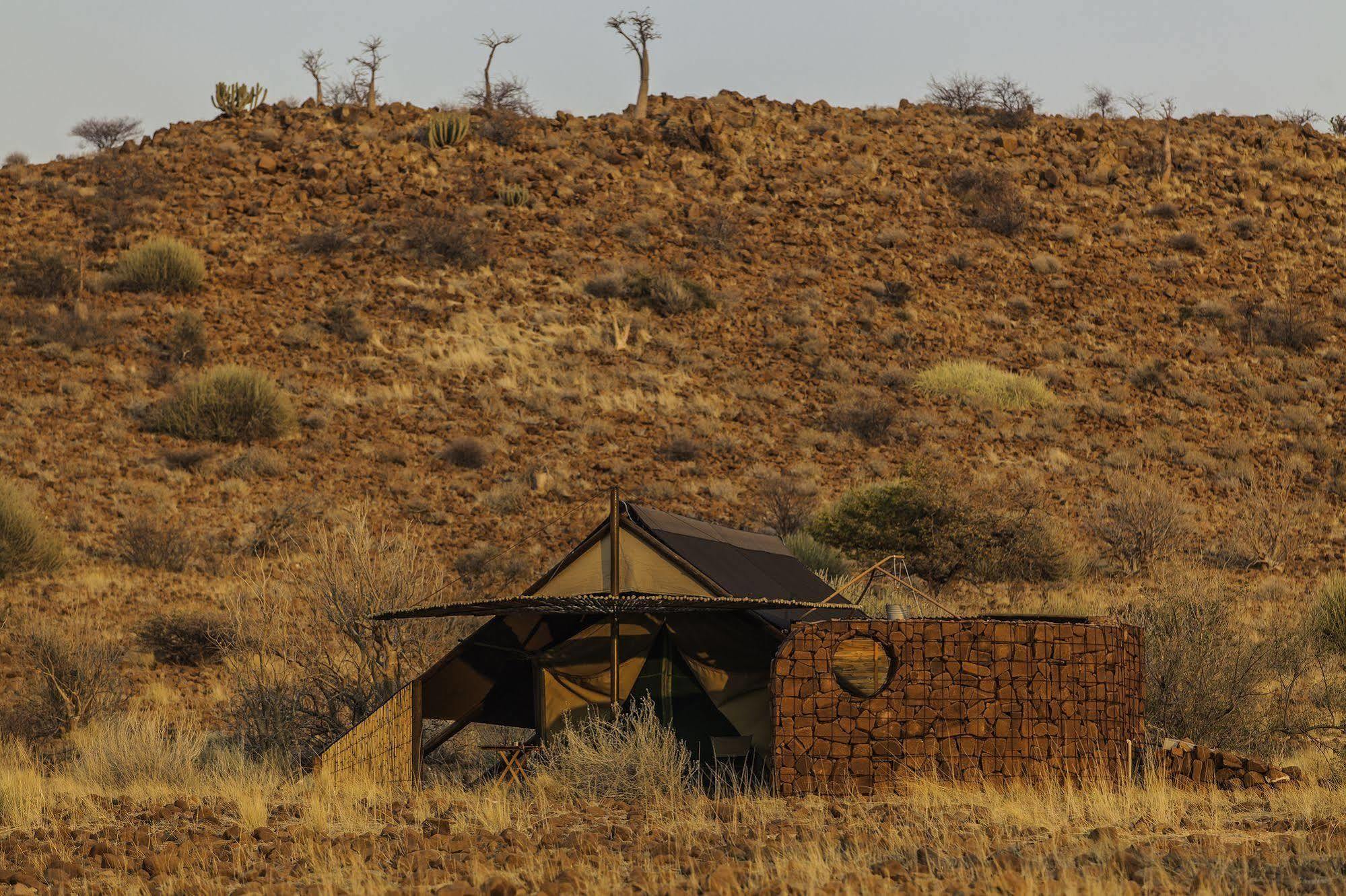 Etendeka Mountain Camp Damaraland Zewnętrze zdjęcie