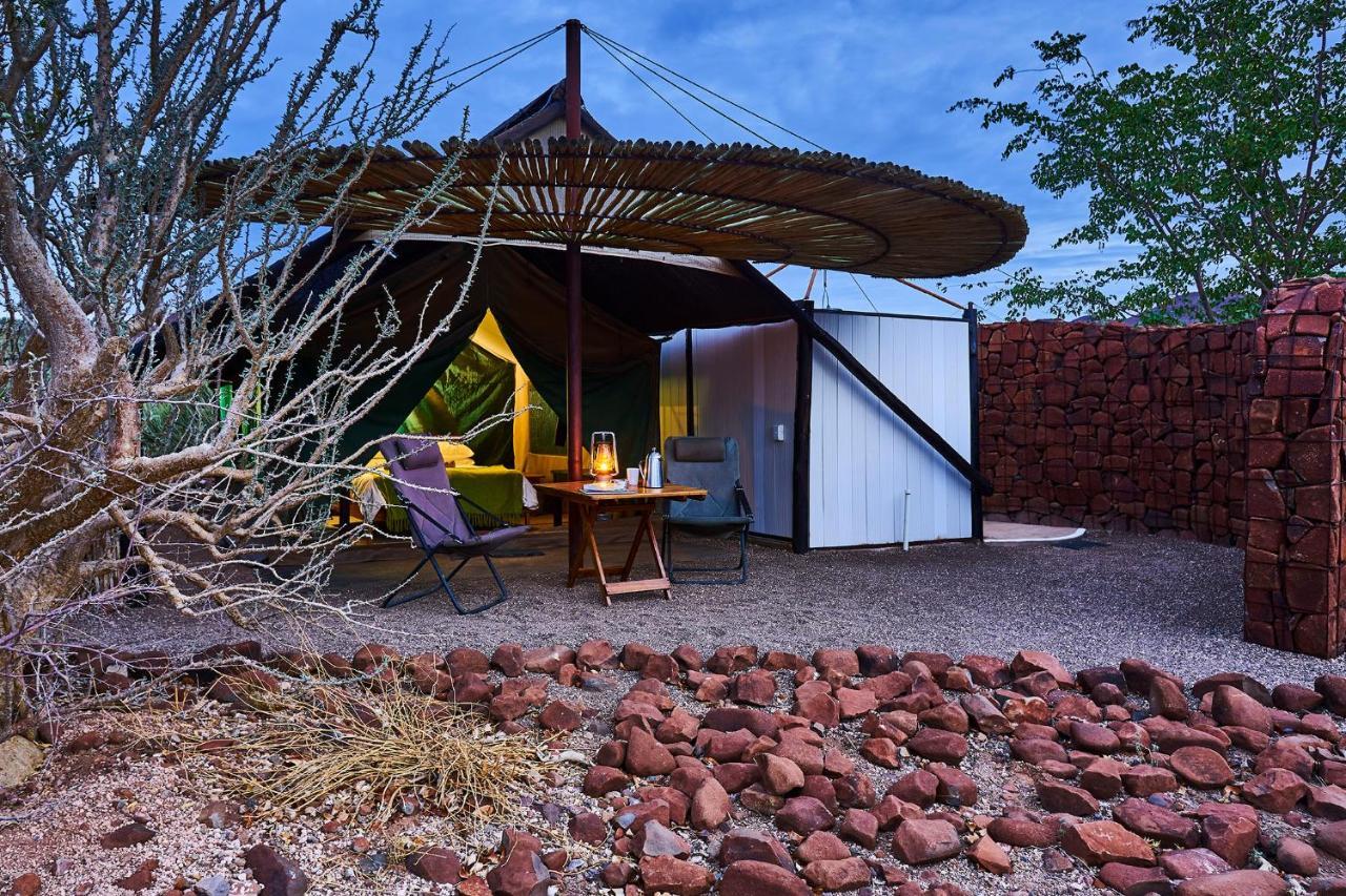 Etendeka Mountain Camp Damaraland Zewnętrze zdjęcie